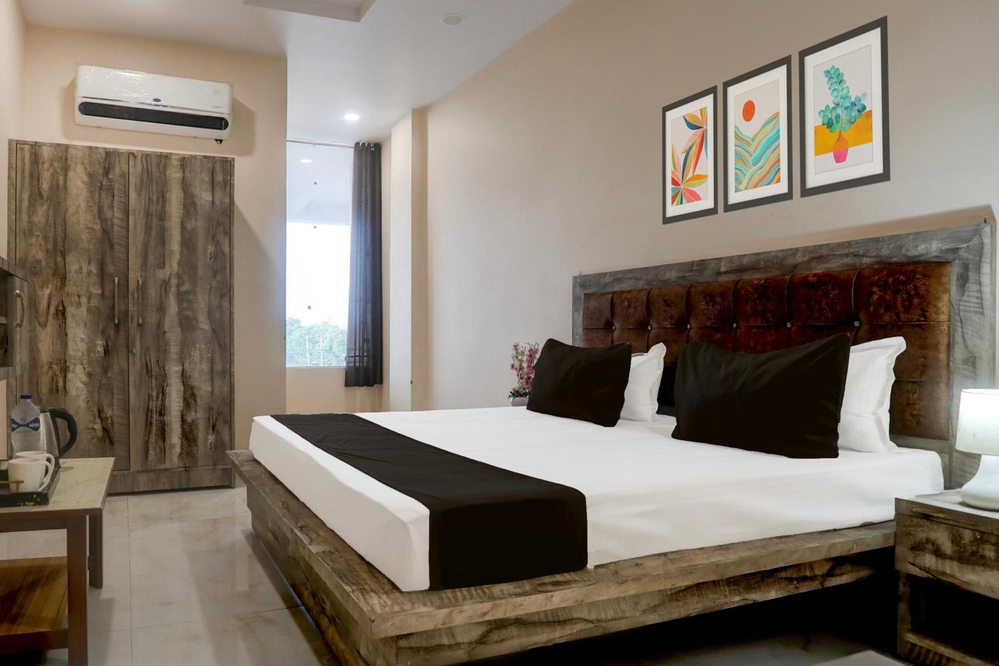 Hotel O Rana Hotel & Restaurant Meerut Eksteriør bilde